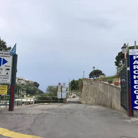 別荘 Torre Del Sogno ラヴェッロ